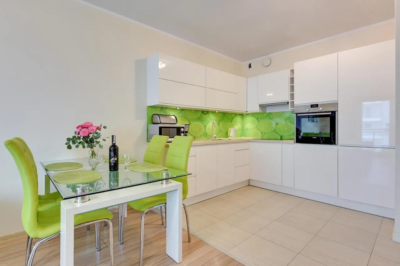 Beautiful Seaside View Apartments - 4 Oceans Premium Gdansk 0*,  Polonia