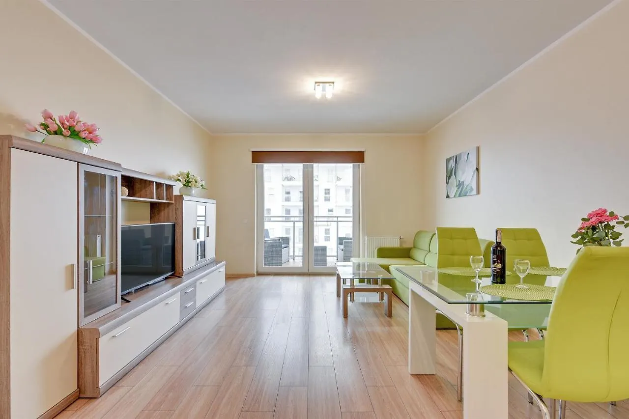 Beautiful Seaside View Apartments - 4 Oceans Premium Gdansk