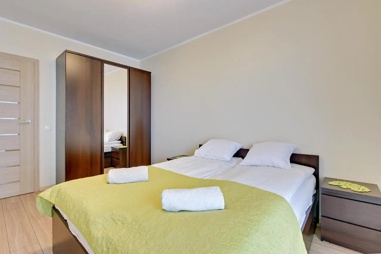 Beautiful Seaside View Apartments - 4 Oceans Premium Gdansk 0*,  Poland