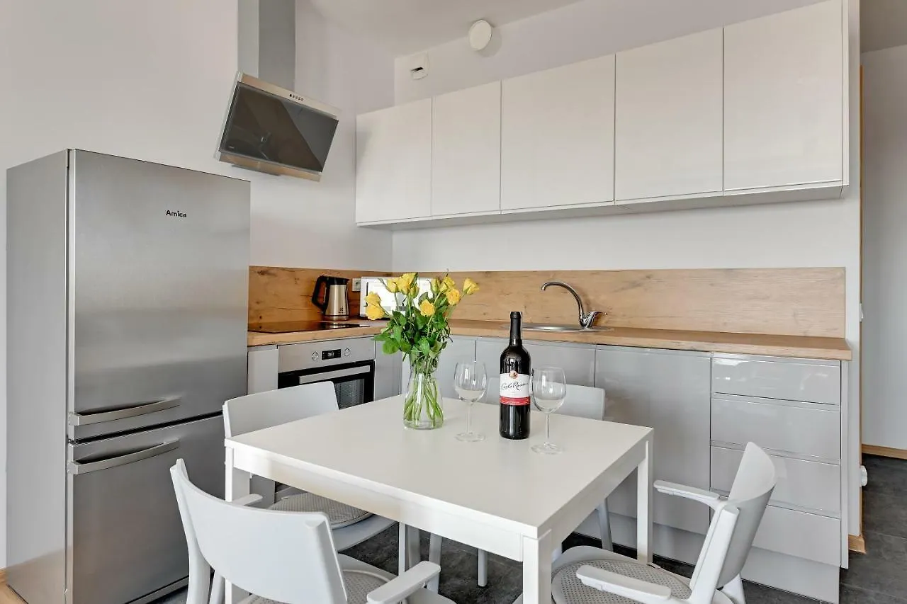 Beautiful Seaside View Apartments - 4 Oceans Premium Gdansk