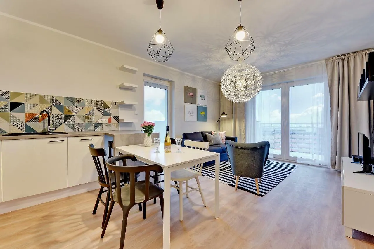 Beautiful Seaside View Apartments - 4 Oceans Premium Gdansk
